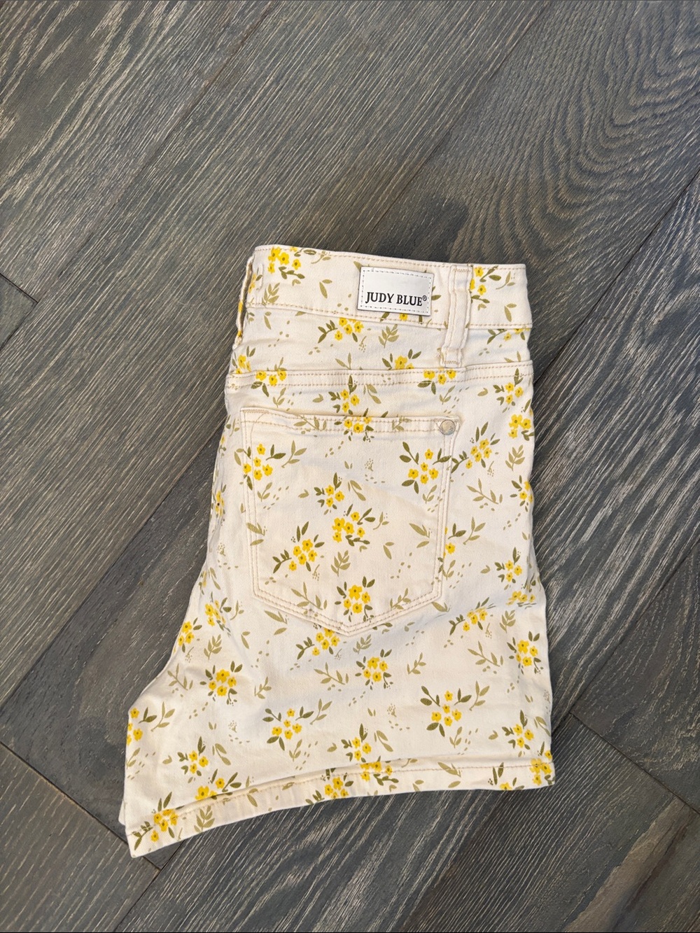 Judy Blue Cream High-Rise Floral Jean Shorts with Yellow Print - Picture 3 of 3